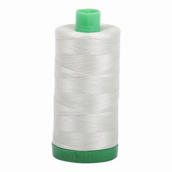 Aurifil Thread 40/2 1000m Light Grey Green 2843