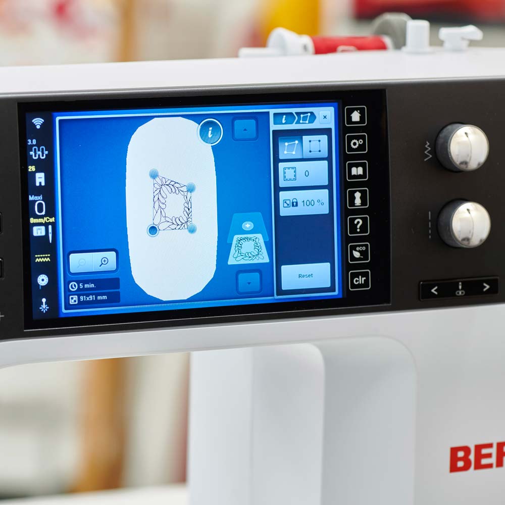 Bernina B790E PRO 7-inch colour touchscreen with Morph