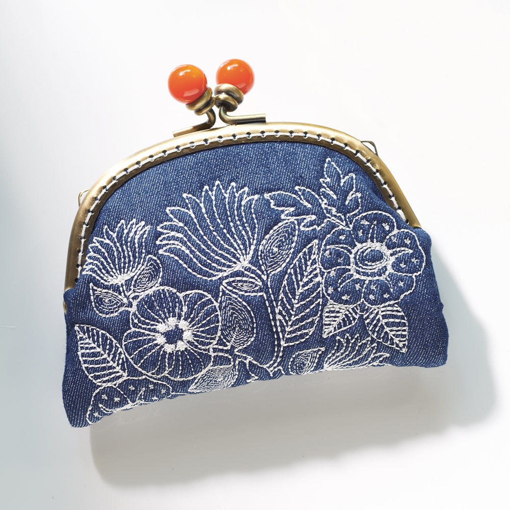 Embroidery design example created on the BERNINA 790E with PLUS Upgrade
