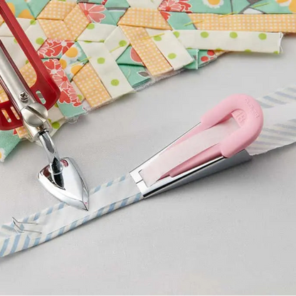 Clover bias binding - fabric edge finishing tape - detail view