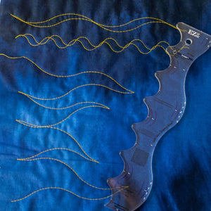 Quilter's Rule ¼" Squiggle Tool 1