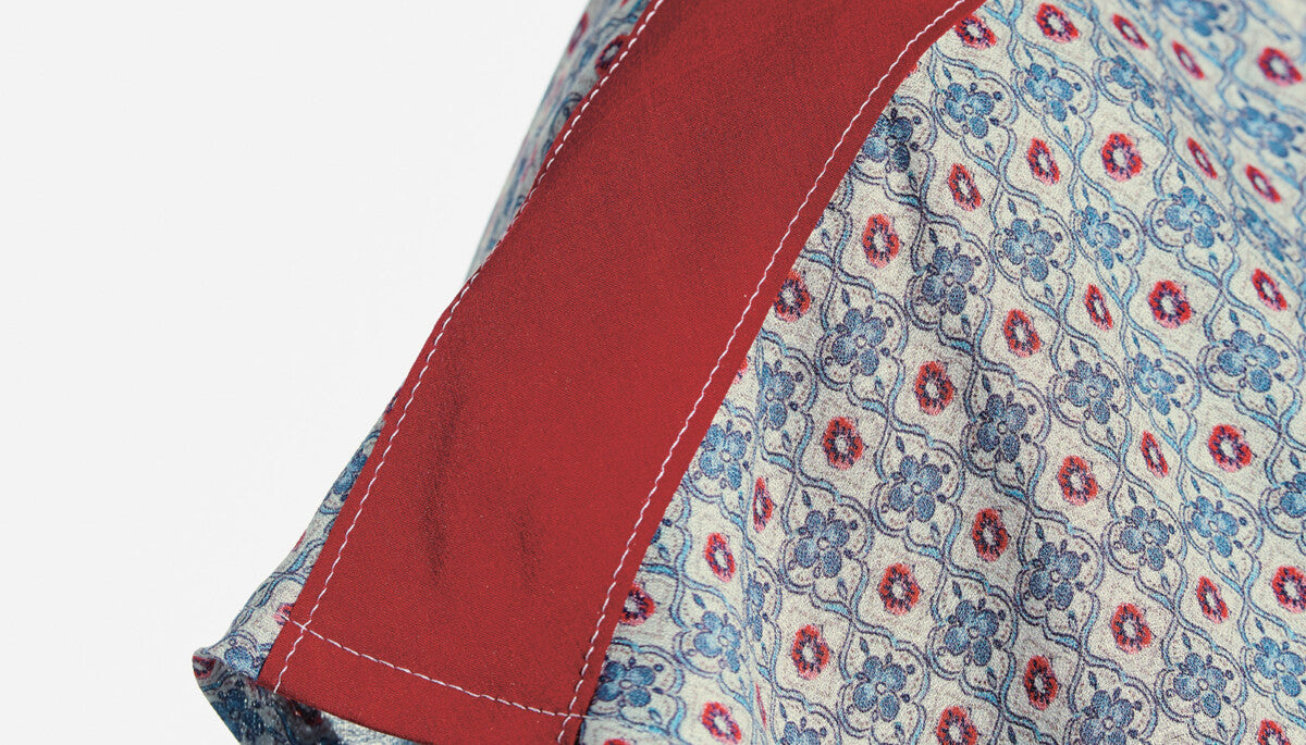 Bernette Zigzag Foot with Guide B77 B79 - sewing machine accessory - detail view