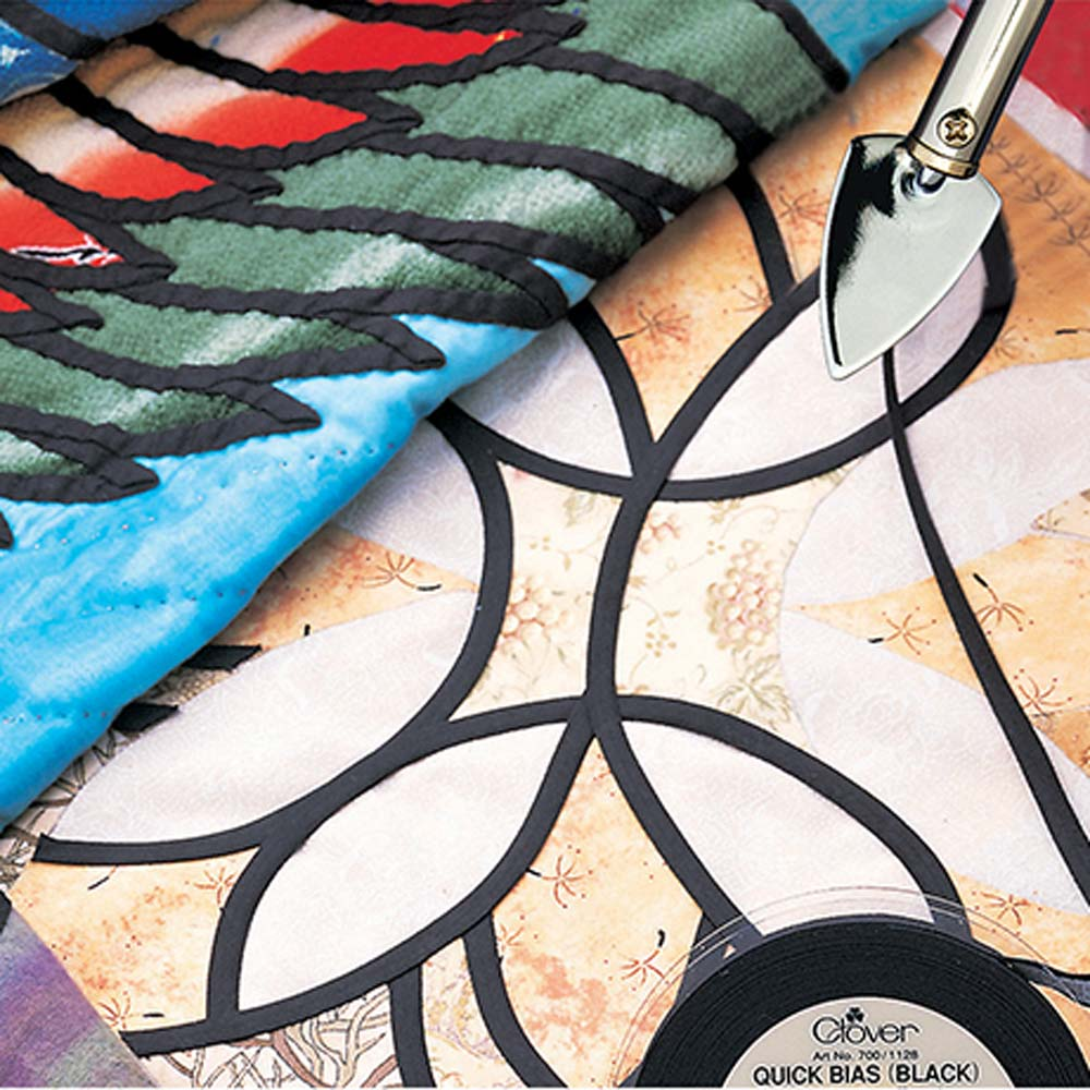 Clover bias binding - fabric edge finishing tape - alternate angle