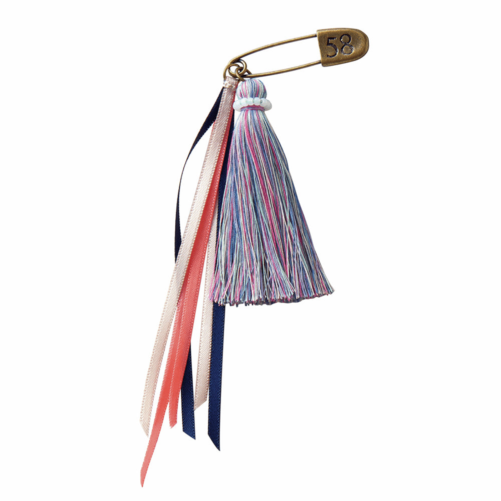 Clover Tassel Maker Large 6cm, 7cm, 8cm, 9cm and 10cm - alternate angle