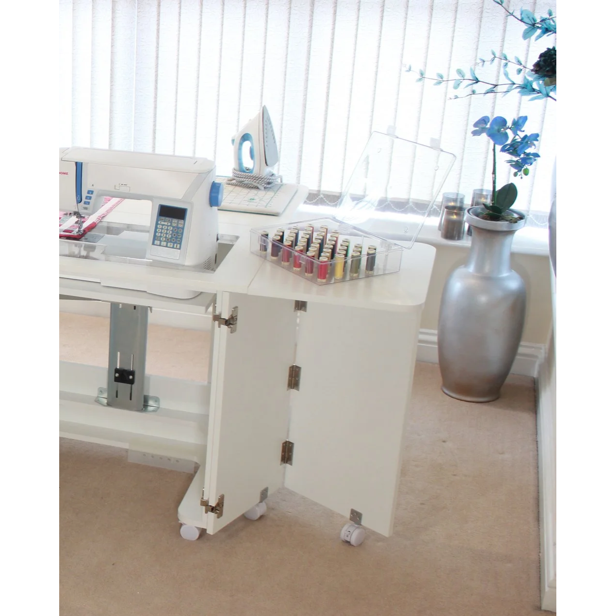Horn Super-Q MK2 cabinet open with cutting mat and sewing machine