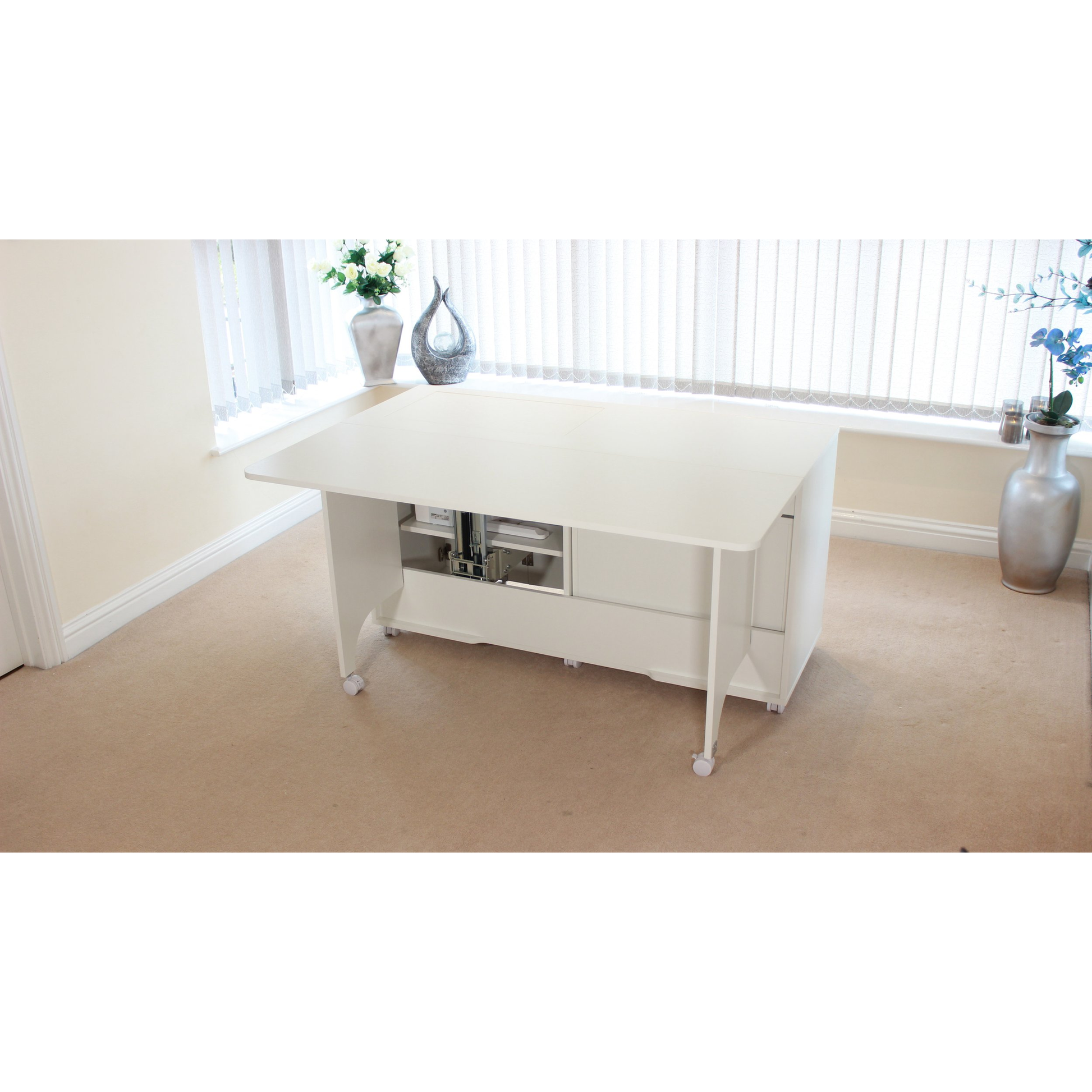 Horn Super-Q MK2 cabinet with matching 3-drawer storage unit
