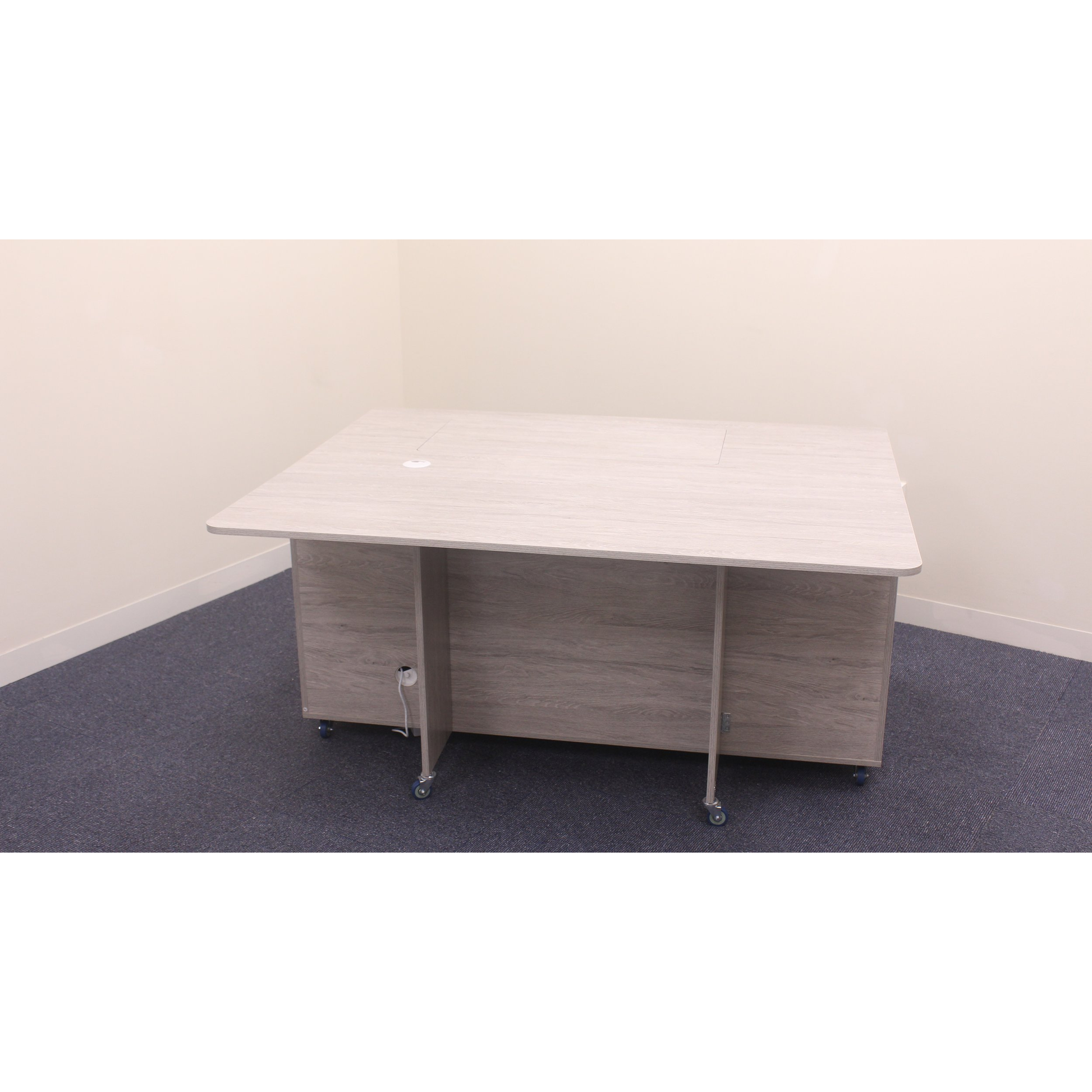 Horn Tasman Supermaxi cabinet folded flat, three-quarter view