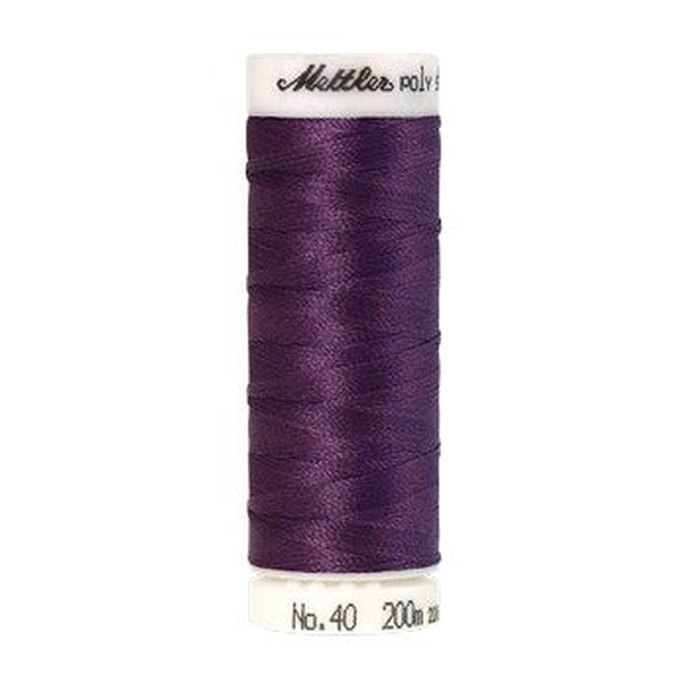 Mettler embroidery thread spool in Easter Purple (2832) - 40wt 200m