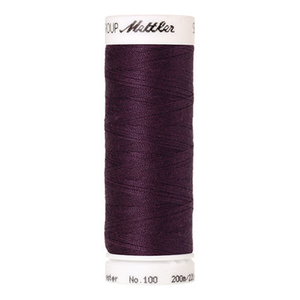 Mettler Seralon sewing thread spool in Easter Purple (0477) - 62/2 200m