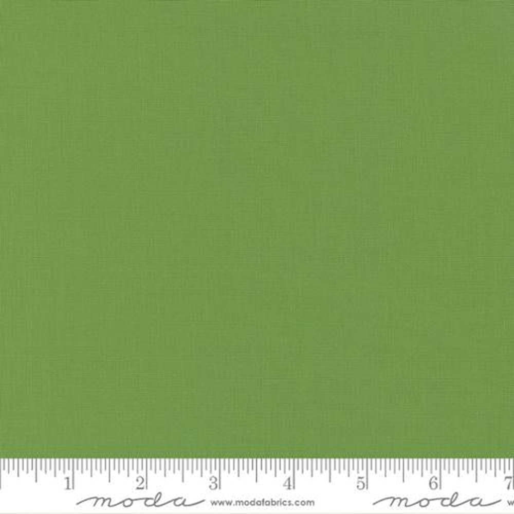 Moda Bella Solids Fresh Grass 228 solid cotton quilting fabric