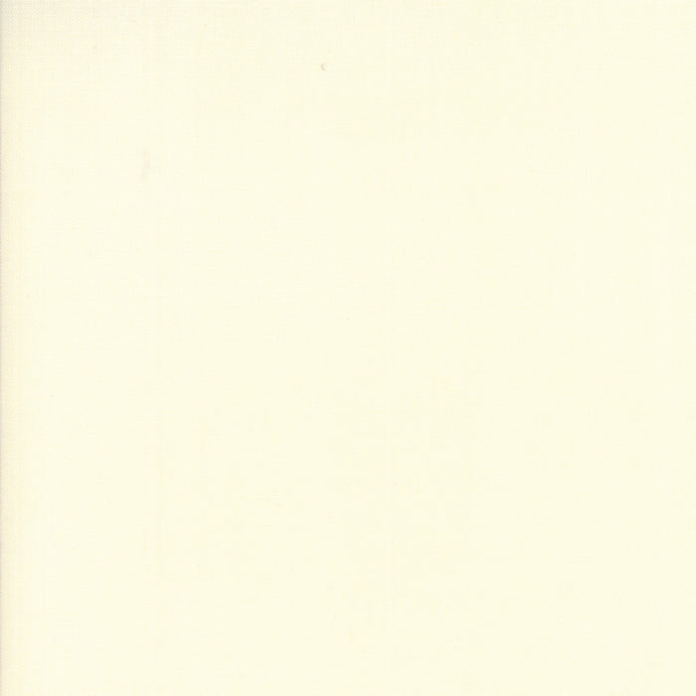 Moda Bella Solids Ivory 60 (0.5m)