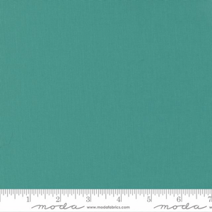 Moda Bella Solids Bettys Teal 126 solid cotton - charm pack