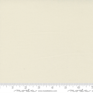 Moda Bella Solids Eggshell 281 solid cotton - charm pack