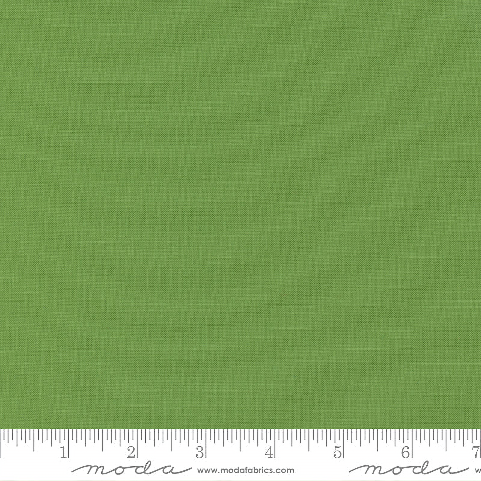 Moda Bella Solids Fresh Grass 228 solid cotton - charm pack