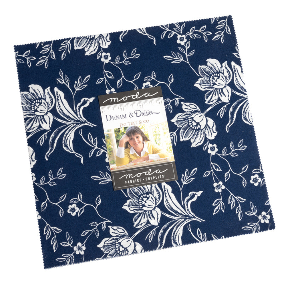 Denim & Daisies patterned cotton quilting fabric by Moda