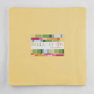 Moda Bella Solids Parchment 39 solid cotton - layer cake