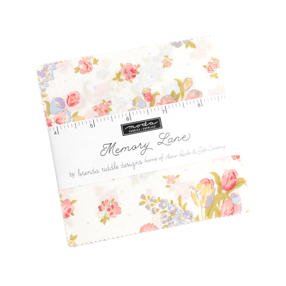 Memory Lane patterned cotton quilting fabric by Moda