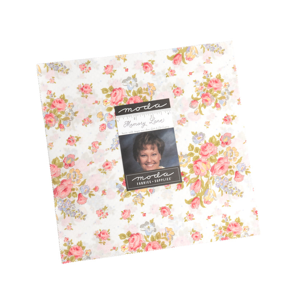 Memory Lane patterned cotton quilting fabric by Moda