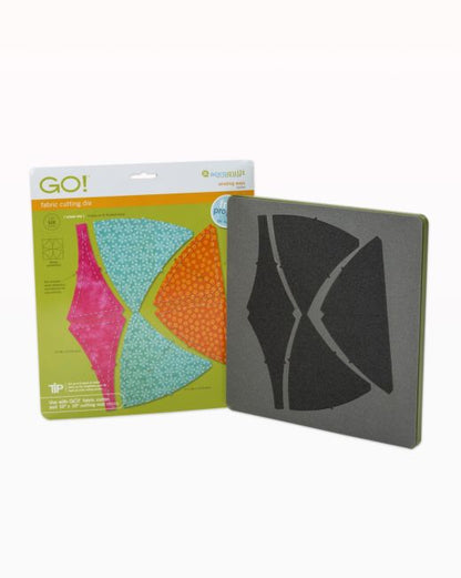 Accuquilt Go! Winding Ways  (8" Finished)