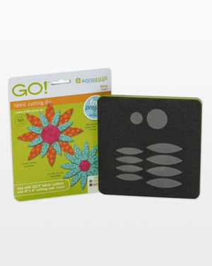 Accuquilt Go! Daisy (Approx 4½" x 4½" & 3½" x 3½")