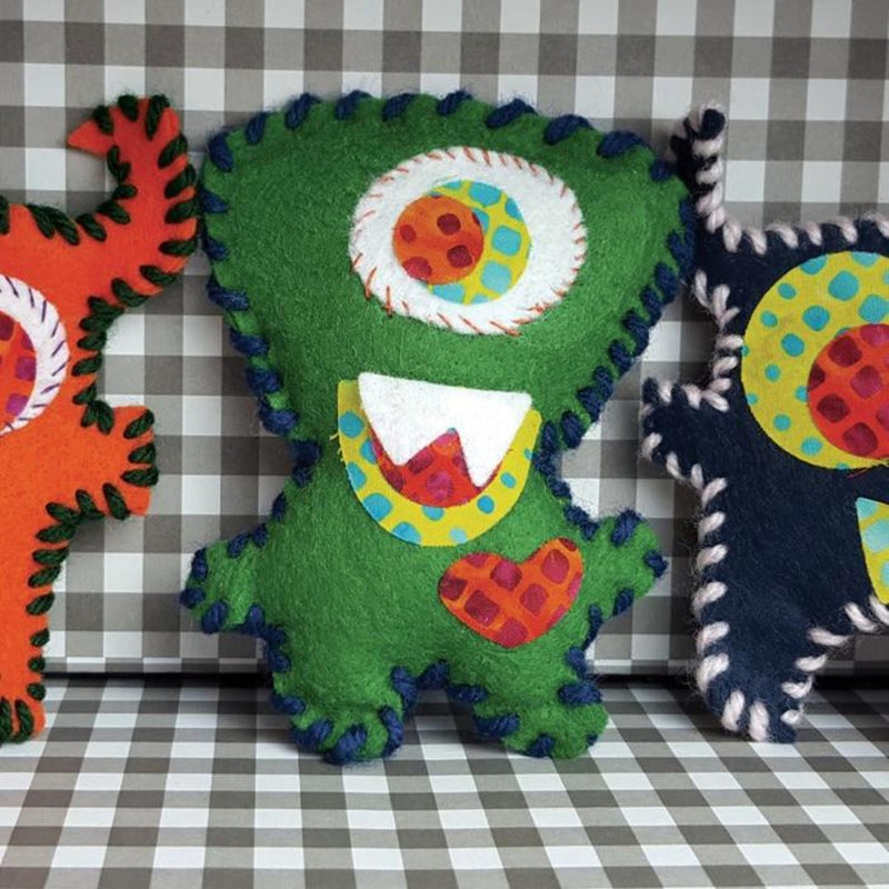 Crafters Edge Eyelet Monster Set of 6 Fabric Cutting Dies