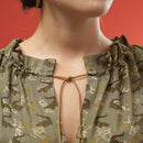 Bernina S-335 Sewing Machine