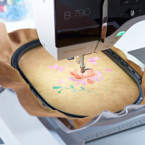 Bernina Midi Hoop 165mm x 265mm