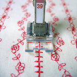 Bernina Foot 39V Embroidery Clear - presser foot for Bernina machines - close-up detail