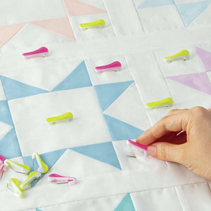 Clover Wonder Pins Pink & Yellow 32mm Pack of 20