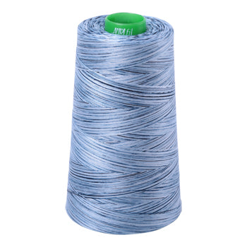 Aurifil Thread 40/2 4700m Varigated Stonewash Blues 4669