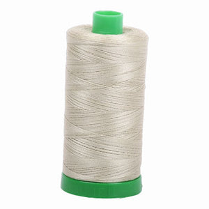 Aurifil Thread 40/2 1000m Light Military Green 5020