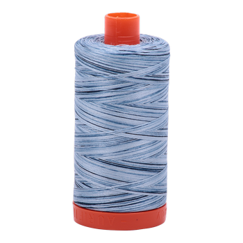 Aurifil Thread 50/2 1300m Varigated Stonewash Blues 4669